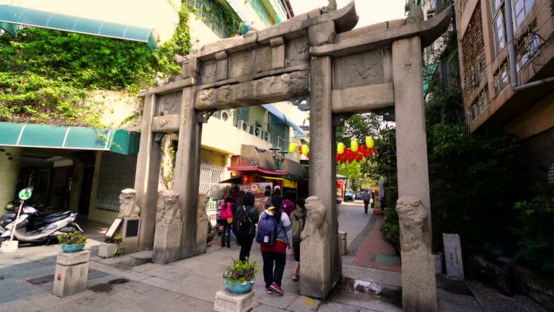 South road gate the entrance to the Fuzhong St.4