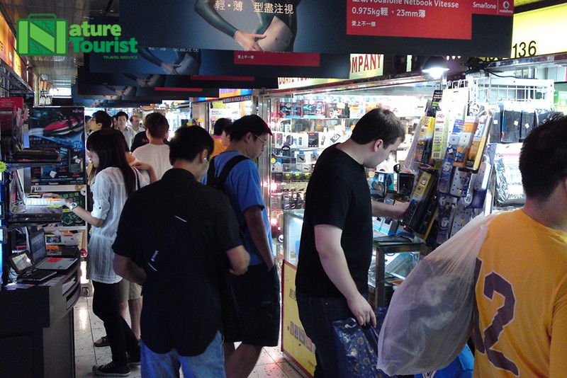 best things to buy in hong kong electronics (1)