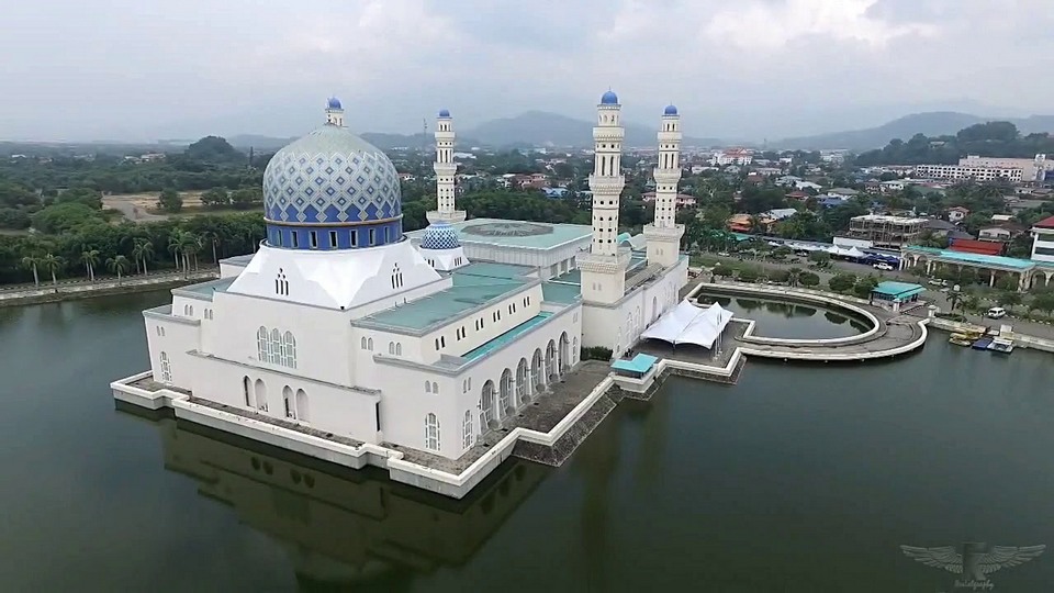 3Kota_Kinabalu_city_Mosque