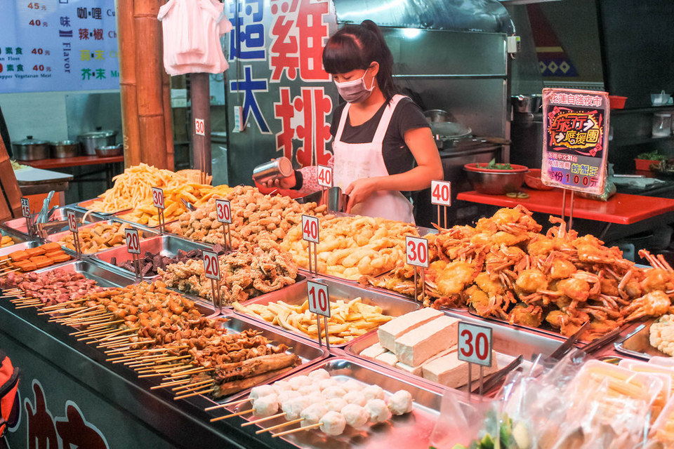 dongdaemun-market night market seoul (1)