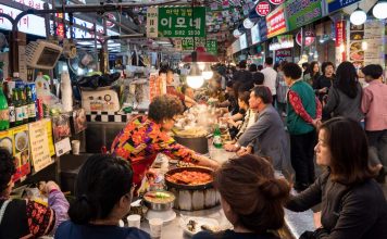 Top Seoul night market — Top 5 best night market in Seoul, South Korea gwangjang-market-seoul-korea-1024x683
