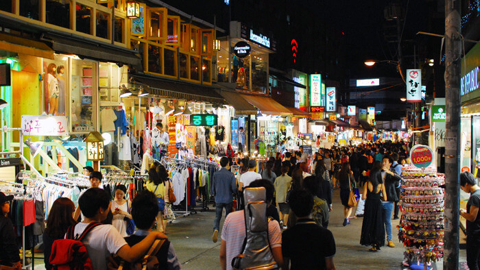 Shopping District Korea| hongdae travel blog