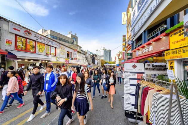 Hongdae travel blog — How to visit, what to do in Hongdae & what to eat ...