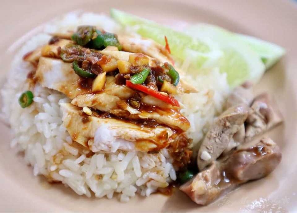 Go-Ang Kaomunkai Pratunam (Pratunam) chicken rice bangkok (1)