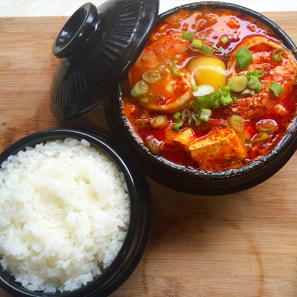 Sundubu-jjigae (Korean Spicy Soft Tofu Stew) (1)