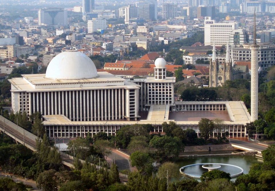 Istiqlal_Mosque_Jakarta Masjid-Istiqlal indonesia (1)