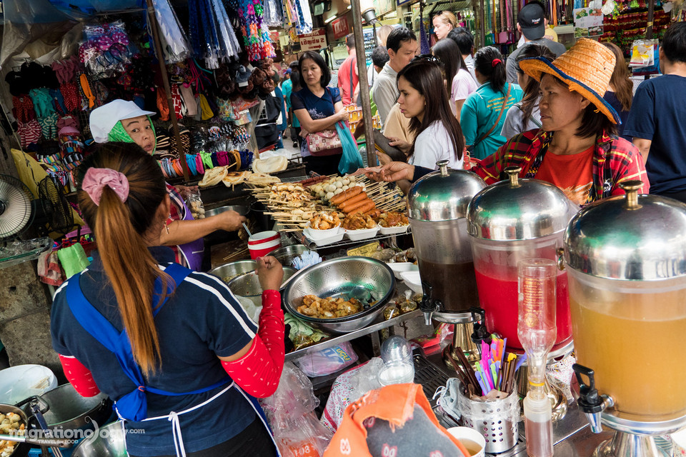 thai-street-food-snacks-1-X3