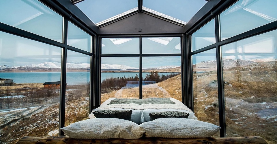 panorama-glass-lodge-iceland-thumbnail