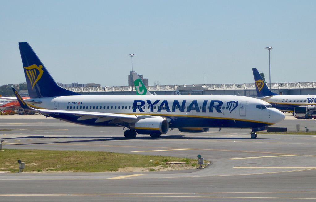 ryan air plane at lisbon airport