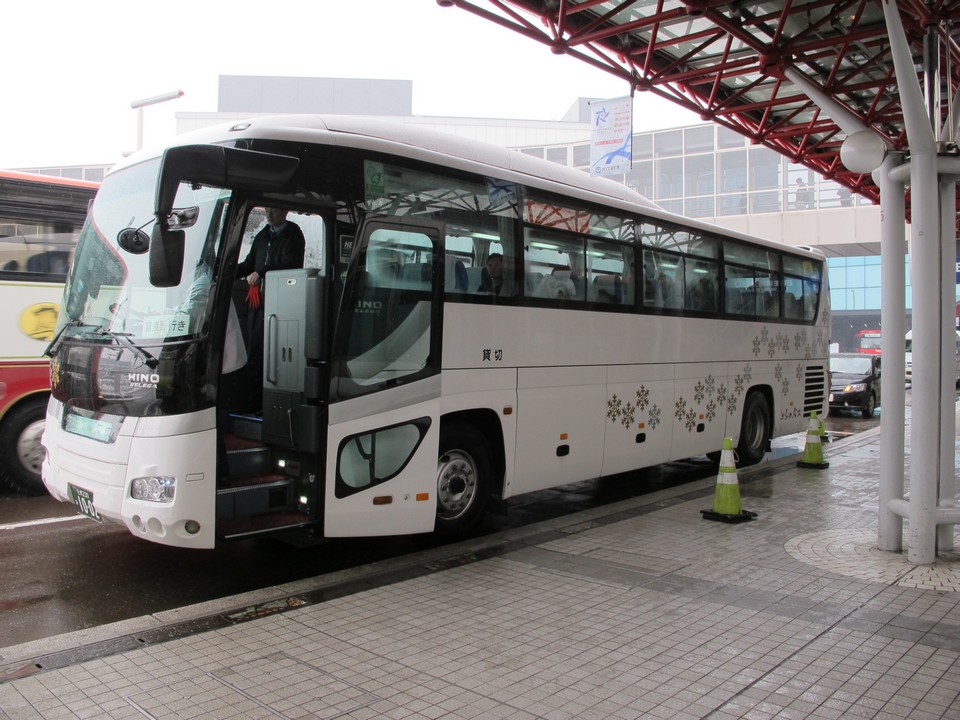 bus from chitose airport to sapporo