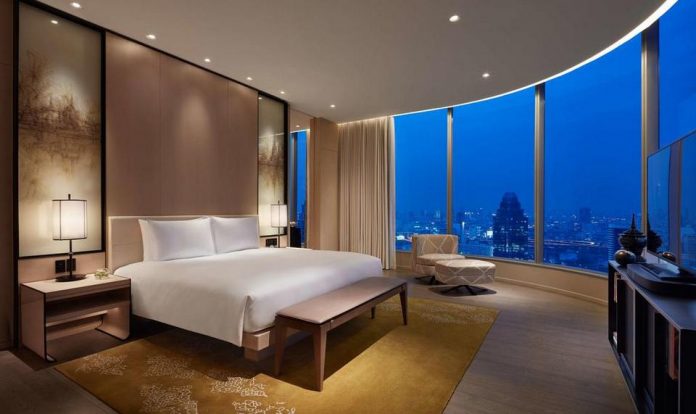 Top Bangkok hotel infinity pool — 10 best Bangkok hotel rooftop ...