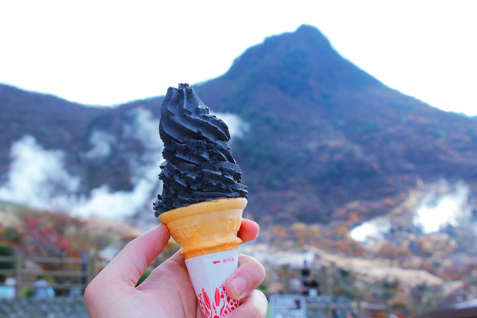 Black Vanilla ice-cream