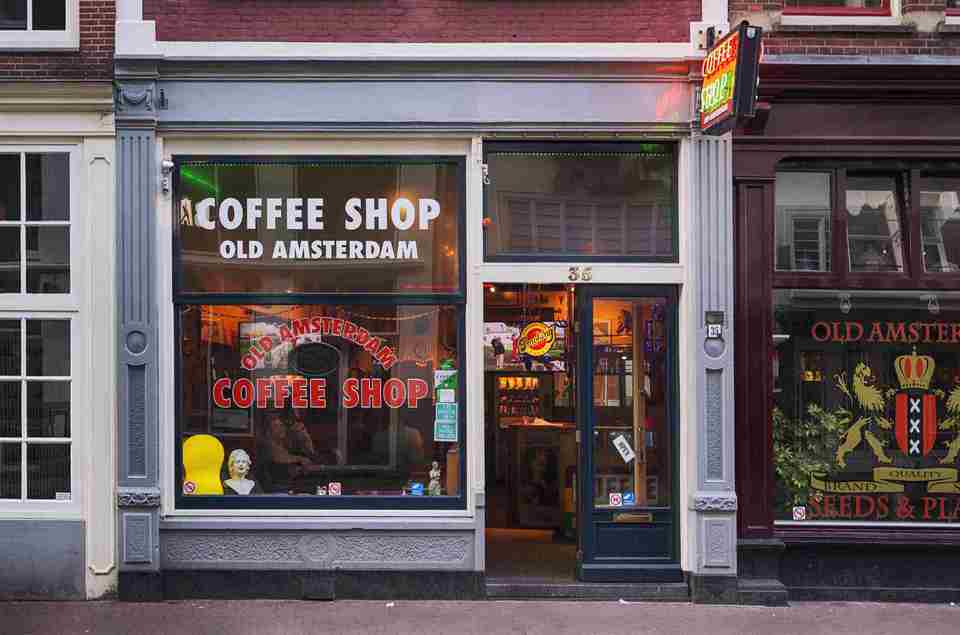 Amsterdam coffee shop,amsterdam blog,amsterdam travel blog,amsterdam travel guide blog,amsterdam city guide