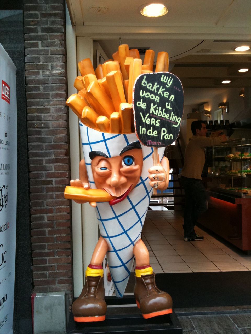 dutch french fries chip amsterdam (1),amsterdam blog,amsterdam travel blog,amsterdam travel guide blog,amsterdam city guide