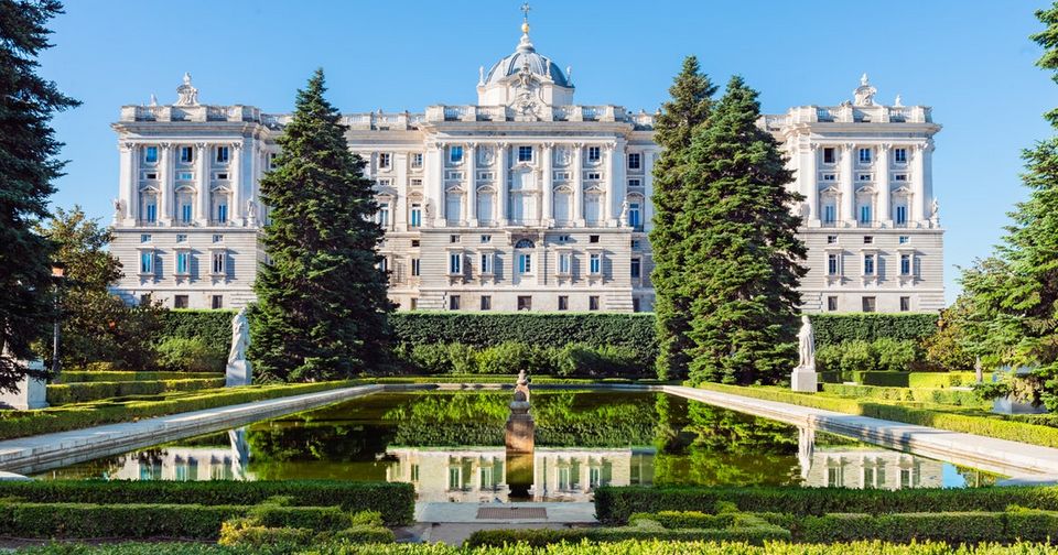 Royal Palace (Palacio Real De Madrid),Madrid blog,Madrid travel blog,Madrid travel guide blog,Madrid city guide (1)