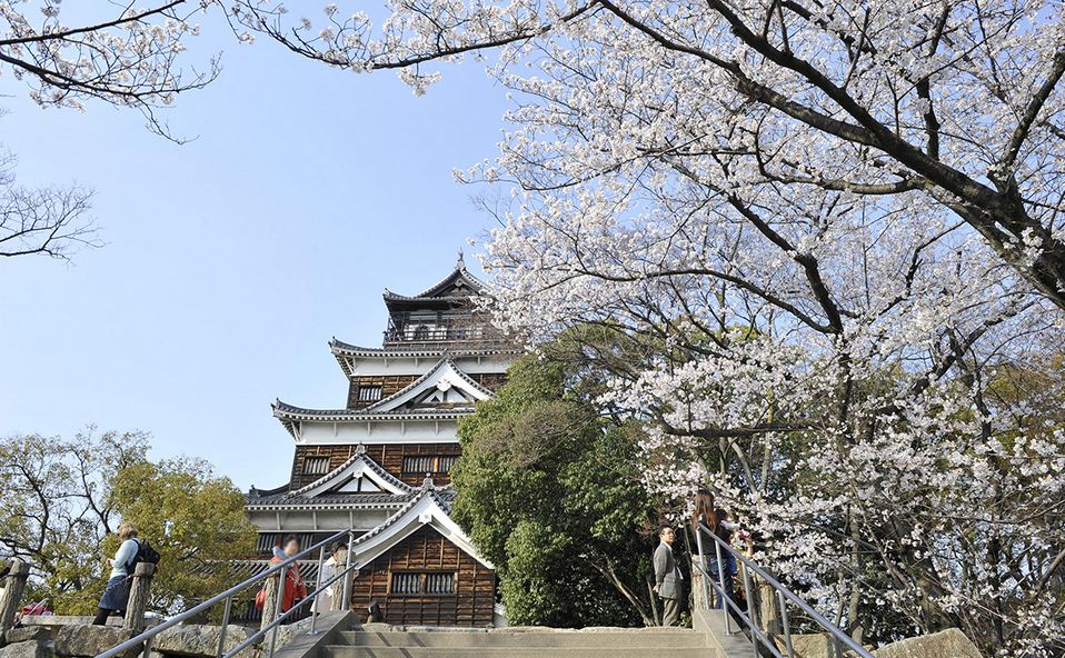 Hiroshima Castle,hiroshima travel blog,hiroshima blog (1)