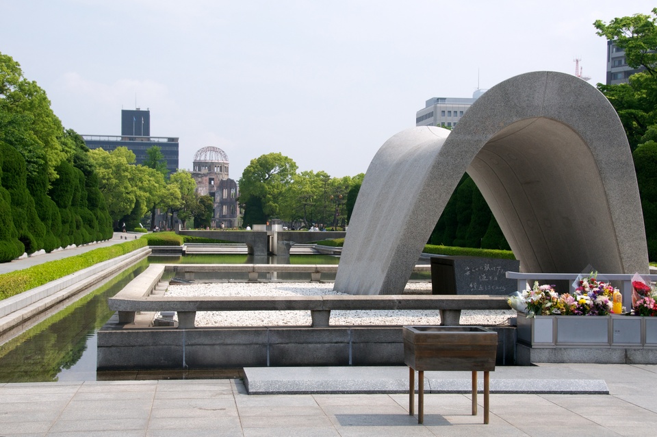 Hiroshima Peace Memorial Cenotaph,hiroshima travel blog (5)