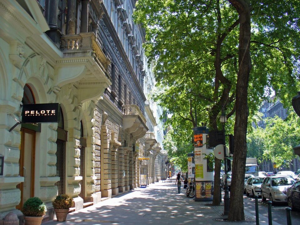Andrássy Avenue,budapest travel blog (3)
