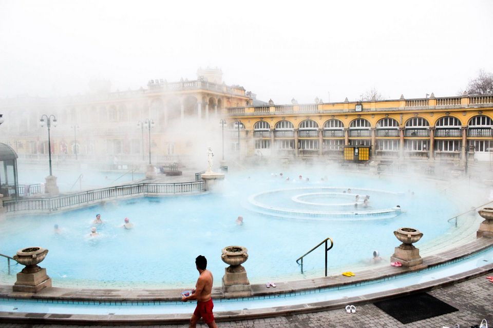 Széchenyi thermal bath budapest travel blog (1)