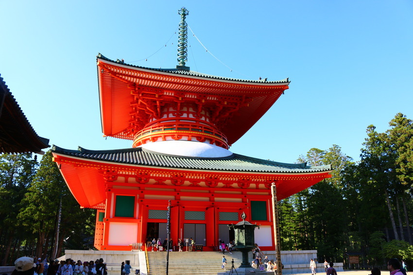 Koyasan Danjo Garan (Sacred Temple Complex),wakayama travel blog (4)