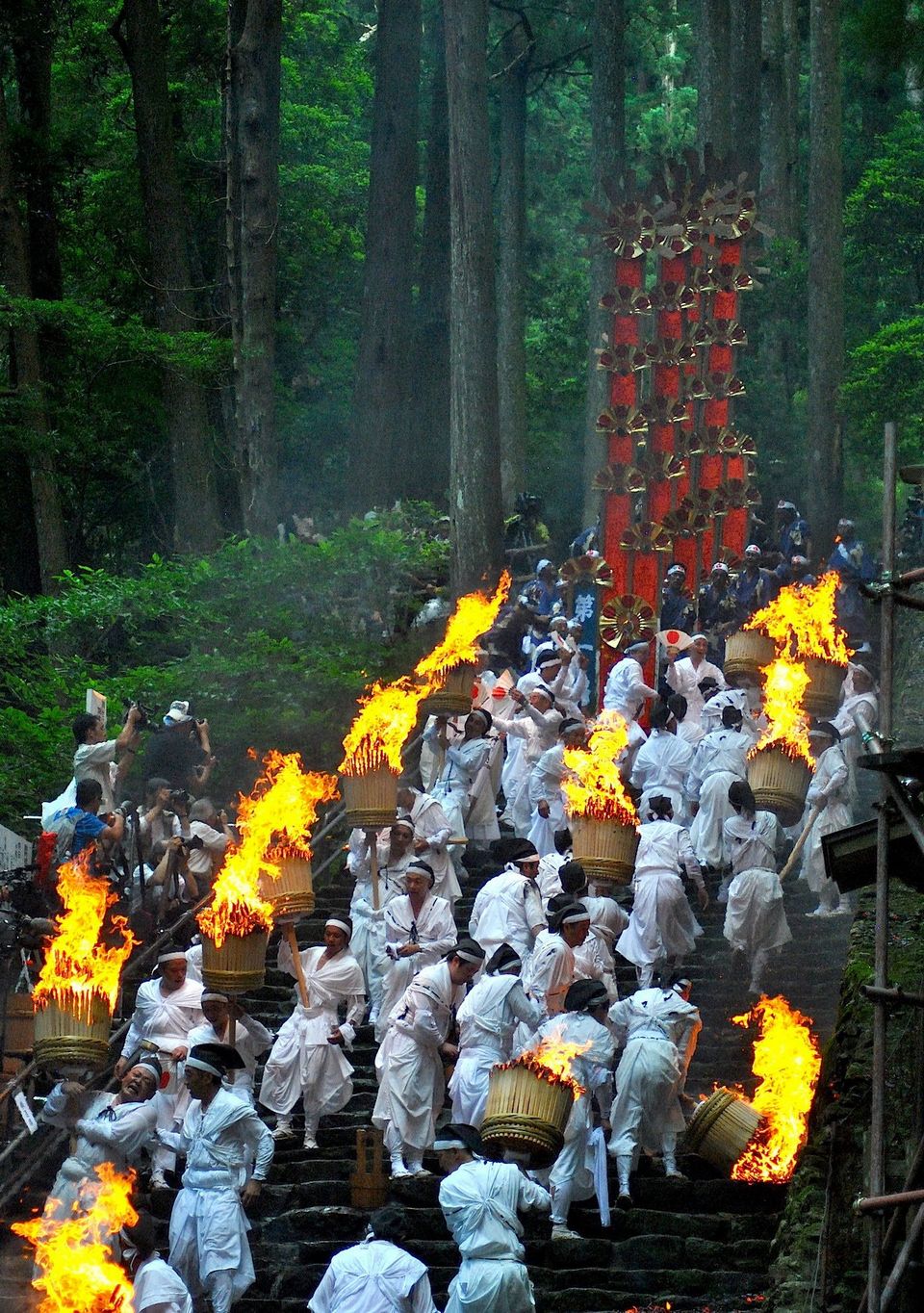 Nachi-no-Ogi matsuri (Nachi Fire Festival),wakayama travel blog (1)