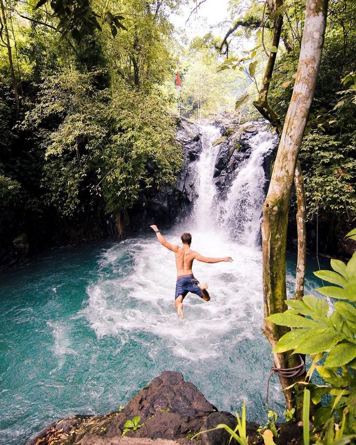 Aling-Aling Waterfall (Sambangan),top waterfalls in bali,best waterfalls in bali,most beautiful waterfalls in bali,best waterfalls to visit in bali (1)