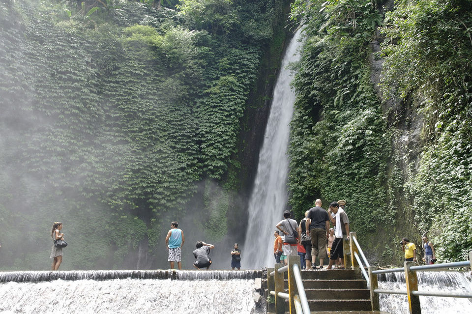Gitgit Waterfall,best waterfalls in bali,most beautiful waterfalls in bali,bali best waterfalls,best waterfalls to visit in bali (1)