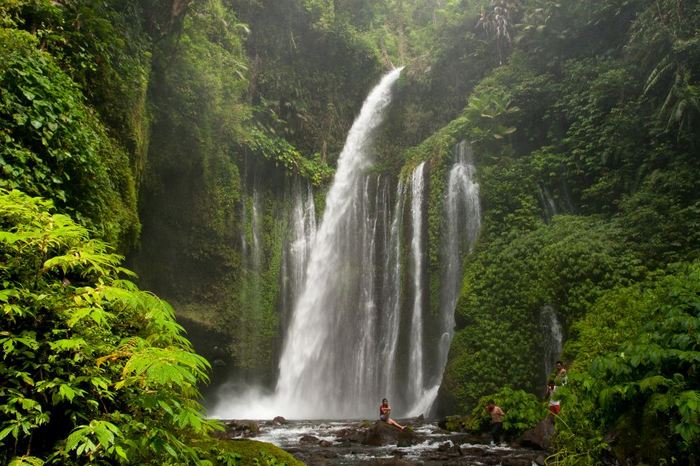 Nungnung Waterfall,best waterfalls in bali,most beautiful waterfalls in bali,bali best waterfalls,best waterfalls to visit in bali (1)