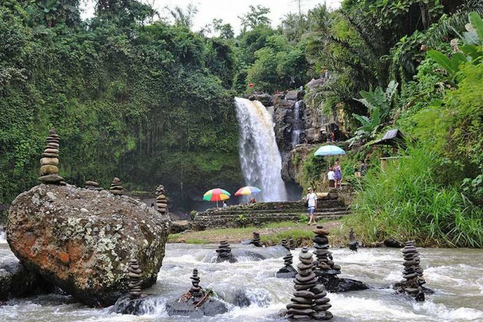 Tegenungan Waterfall (Ubud),best waterfalls in bali,most beautiful ...