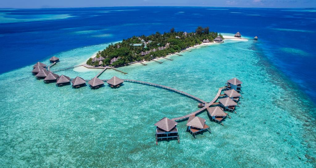 Adaaran Club Rannalhi,best affordable maldives resorts,where to stay in maldives,where to stay in maldives which island is best (1)