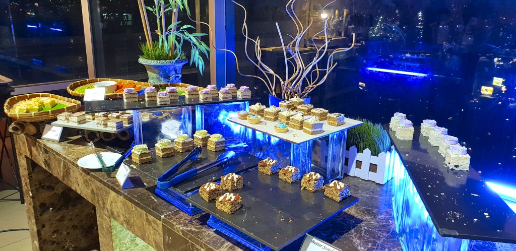 Crown Regency Hotel & Tower cebu (1)