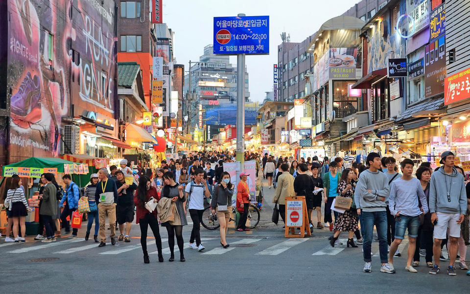 Hongdae shopping street