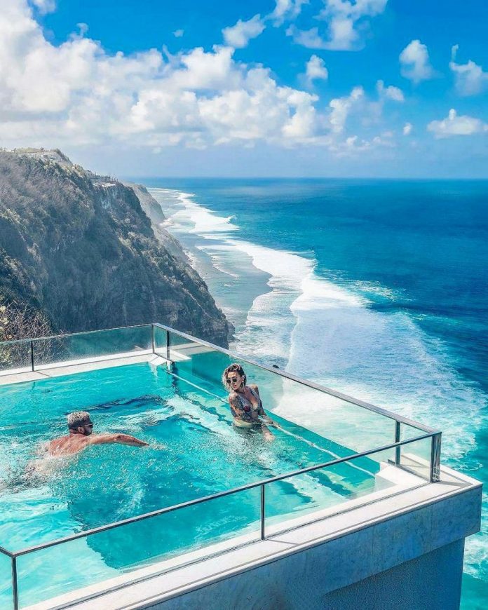 Uluwatu beach club — Top 5 most beautiful & best beach club in Uluwatu