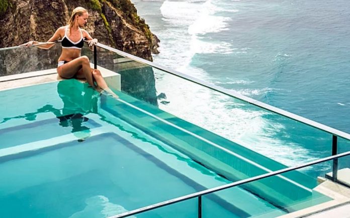 Uluwatu beach club — Top 5 most beautiful & best beach club in Uluwatu