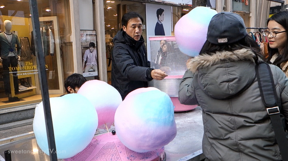 Cotton Candy,myeongdong food blog,myeongdong food guide,myeongdong must eat,what to eat in myeongdong (1)