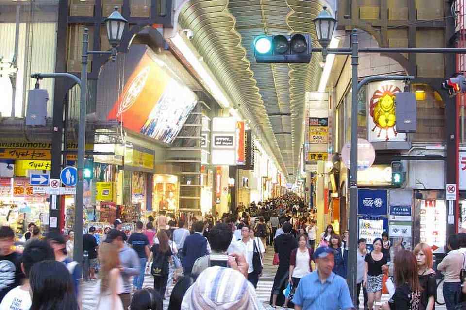 shinsaibashi shopping street,dotonbori blog (1)
