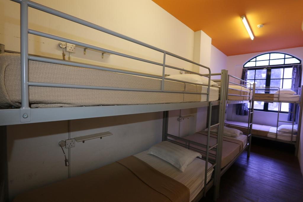Footprints Hostel,best hostel in singapore,best place to stay in singapore on a budget,budget hostel in singapore (4)