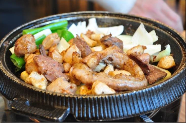 Ilbeonji Gopchang Kkomjangeo Korean BBQ,best street food area in seoul,where to eat korean street food in seoul,where to eat street food in seoul (1)