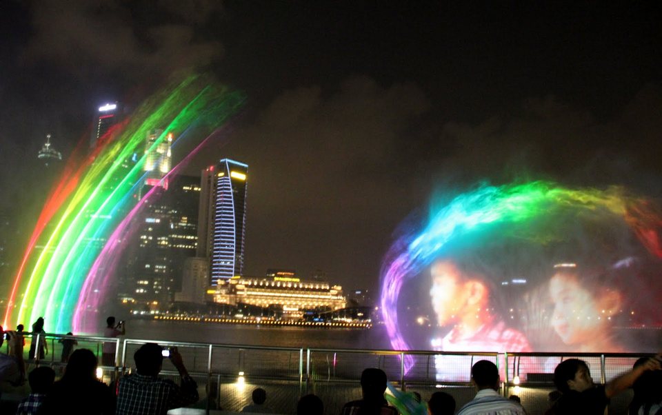 marina bay sand light show singapore,best place to go at night in singapore (8)