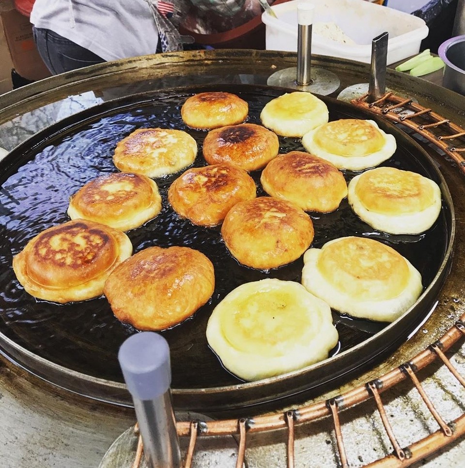 Hotteok (Korean Sweet Pancakes)