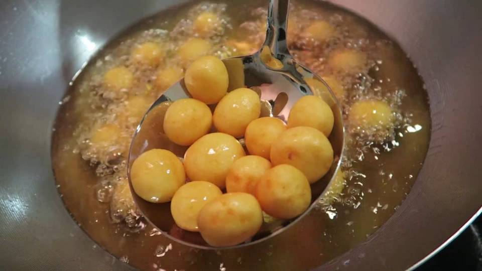 QQ Balls (Taiwanese Sweet Potato Balls) (2)