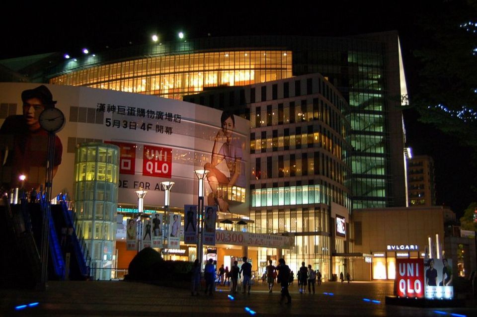 Hanshin Arena Shopping Plaza (Zuoying) (1)