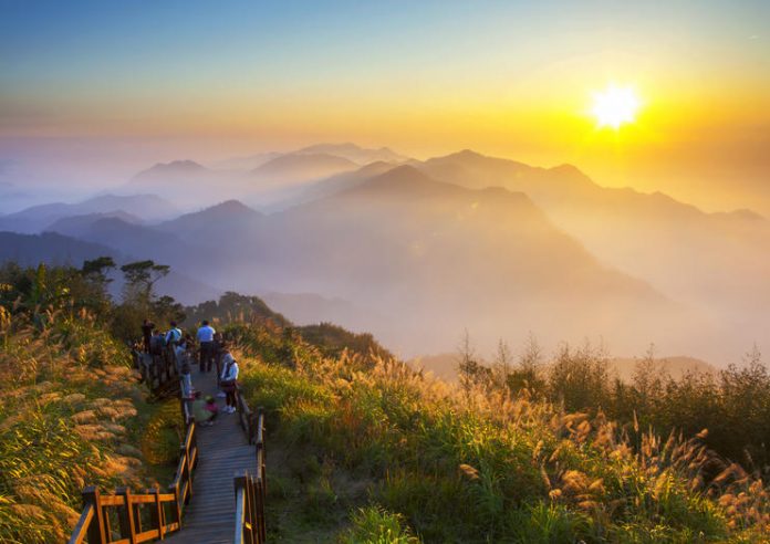 Alishan trip blog — The fullest Alishan travel guide on how to make an ...