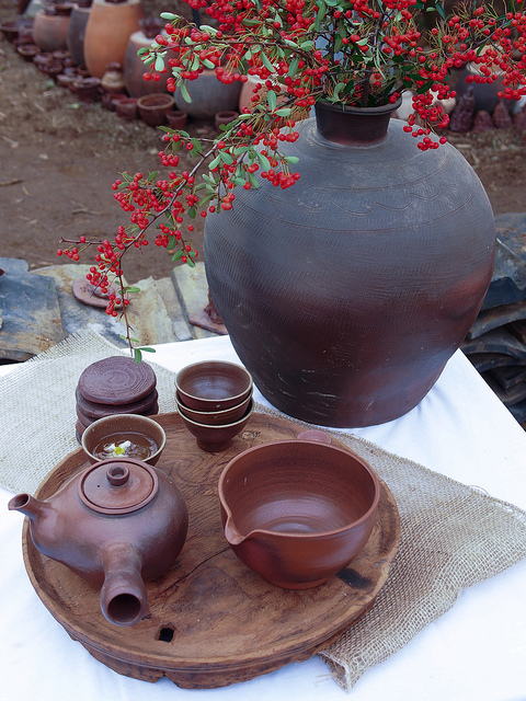 Jeju Island pottery (5)