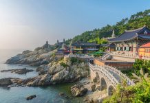 Haedong Yonggungsa busan