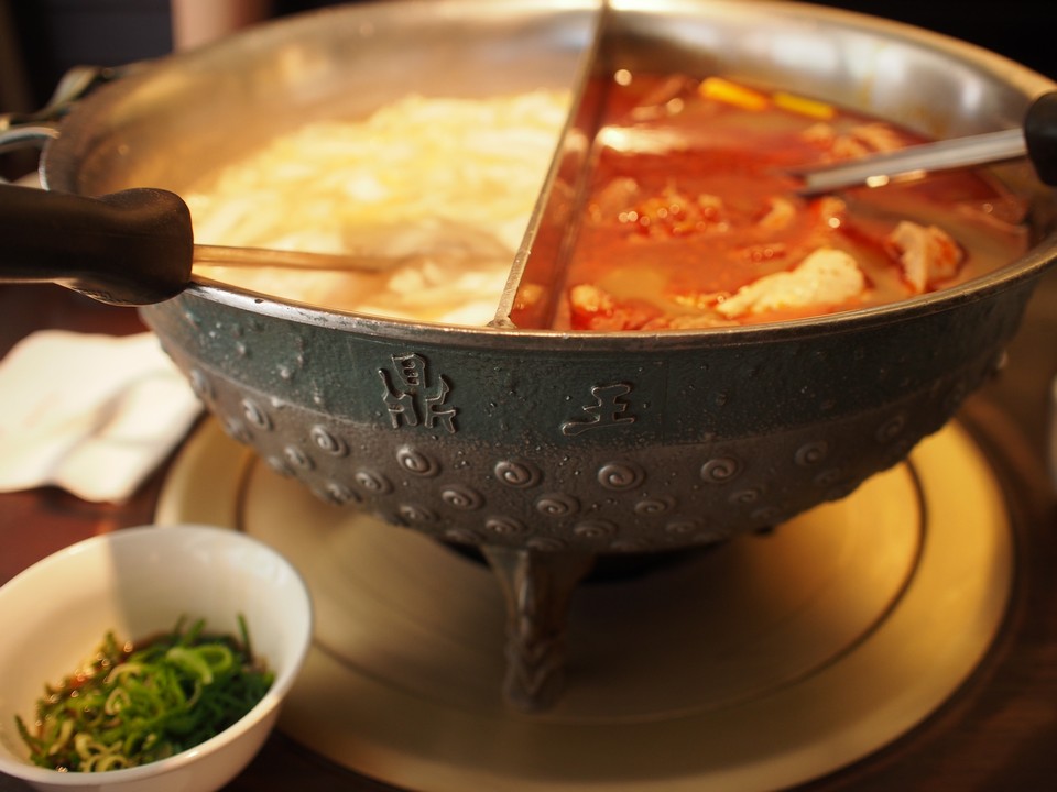 Taichung best restaurants Ding Wang Spicy Hotpot (1)