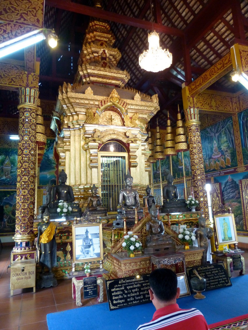 Must visit places in Chiang Mai Wat Chiang Man (3)