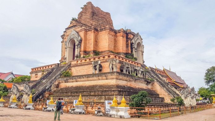 wat chedi luang best places to visit in chiang mai thailand