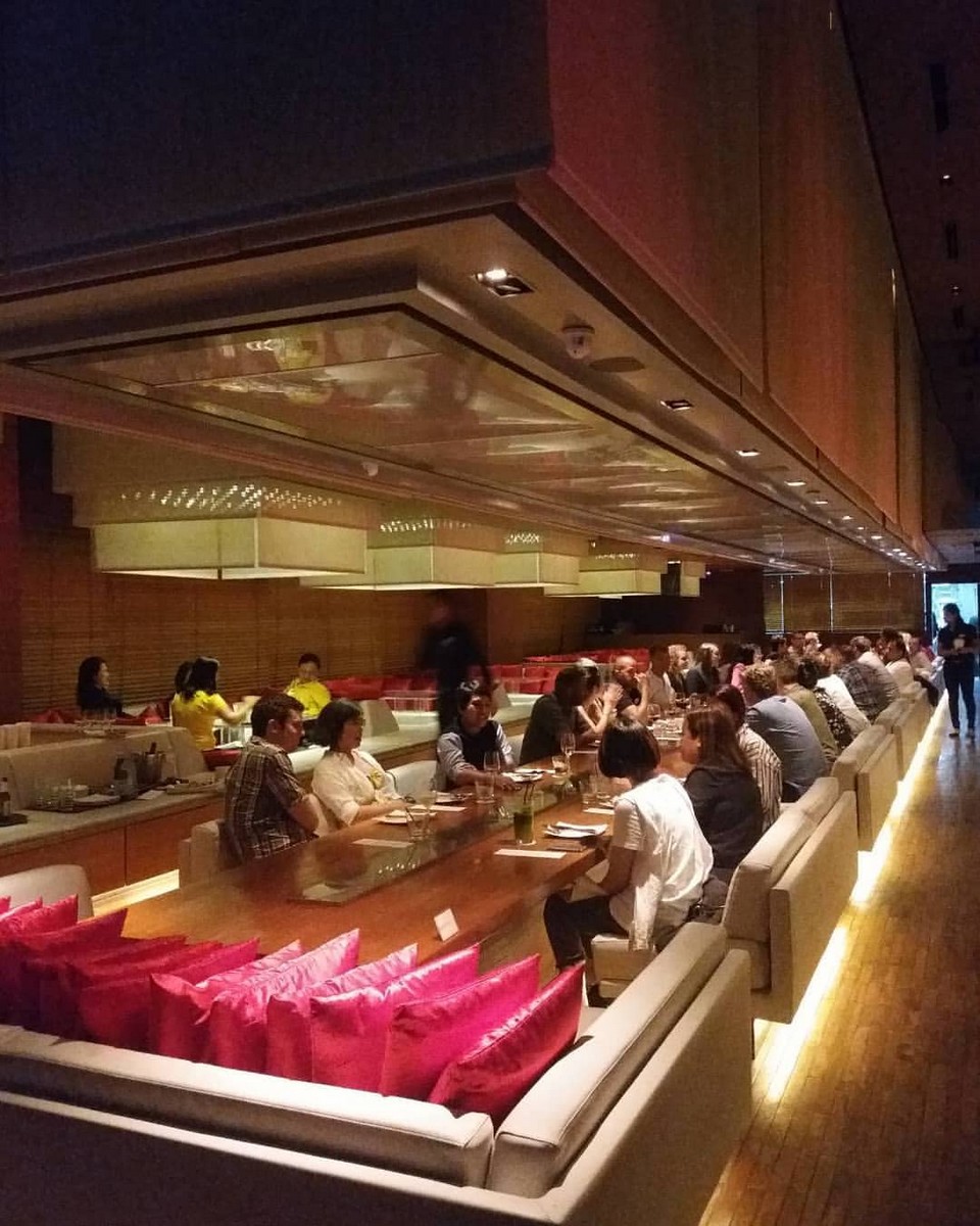 Famous sky bar in Bangkok Long Table (1)
