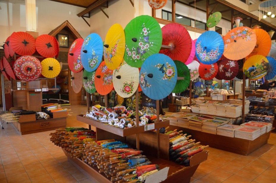 Handicraft Village Chiang Mai Bo Sang Umbrella Village (1)